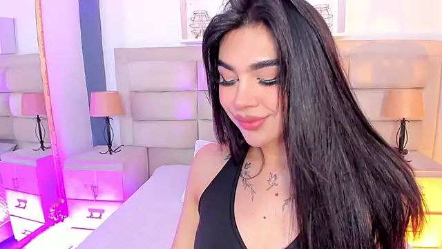 Snapshot of RoseCassie chatting on September 13, 1:44 pm RoseCassie online show from September 13, 1:44 pm