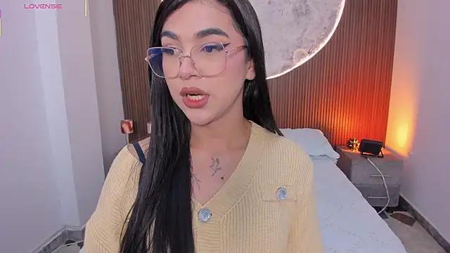 RoseCassie online show from March 23, 12:53 pm