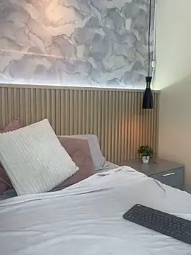 AinaraJimenez online show from December 21, 7:43 pm