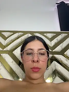 Snapshot of evaFiore chatting on July 15, 7:41 pm evaFiore online show from July 15, 7:41 pm