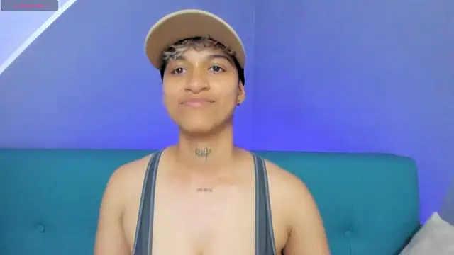 Snapshot of Dominick_jones chatting on March 2, 7:45 pm Dominick jones online show from March 2, 7:45 pm