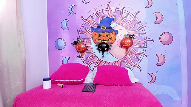 Mariana 16  online show from October 27, 7:18 pm