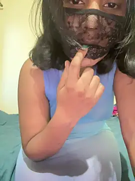 priyadevi17 online show from February 25, 12:45 pm