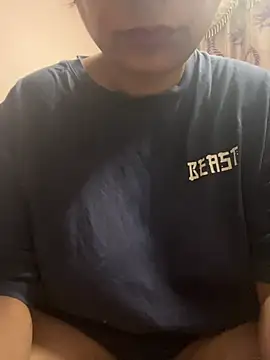 Snapshot of honeyboobies7249 chatting on March 10, 11:06 pm honeyboobies7249 online show from March 10, 11:06 pm