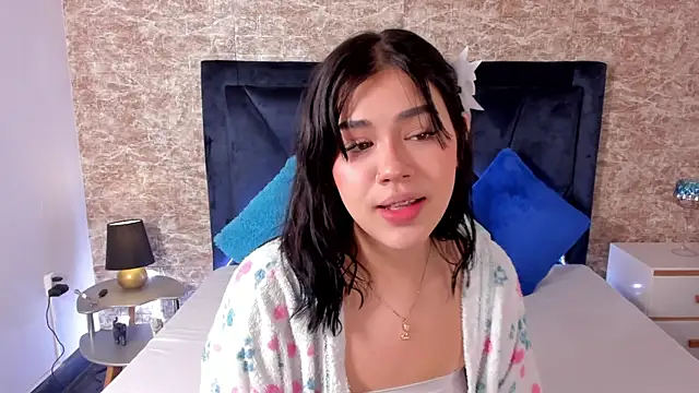 Lily Woodz online show from March 9, 2:54 pm