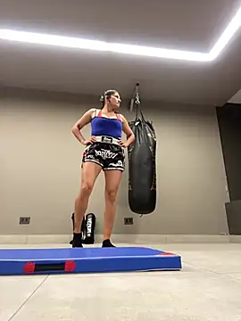 Snapshot of AlejandritaMilano chatting on February 1, 12:09 am AlejandritaMilano online show from February 1, 12:09 am