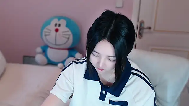 xiao-xiao-D online show from March 8, 8:33 am