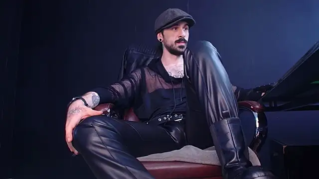 AxelColton online show from October 24, 10:33 am