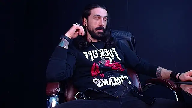 AxelColton online show from November 7, 11:21 am