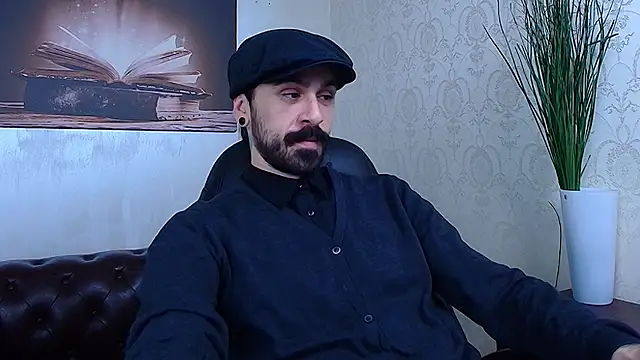 AxelColton online show from December 19, 11:28 am