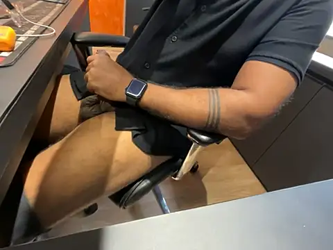 Nil Talreja online show from October 9, 8:56 am