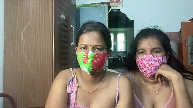 Snapshot of Tamil_Sanjana_ chatting on June 21, 6:05 am Tamil Sanjana online show from June 21, 6:05 am