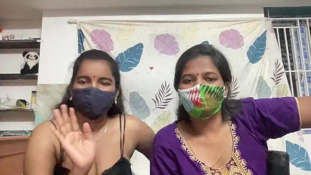 Snapshot of Tamil_Sanjana_ chatting on July 15, 6:02 pm Tamil Sanjana online show from July 15, 6:02 pm