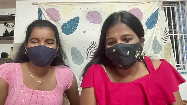 Snapshot of Tamil_Sanjana_ chatting on July 16, 6:58 pm Tamil Sanjana online show from July 16, 6:58 pm