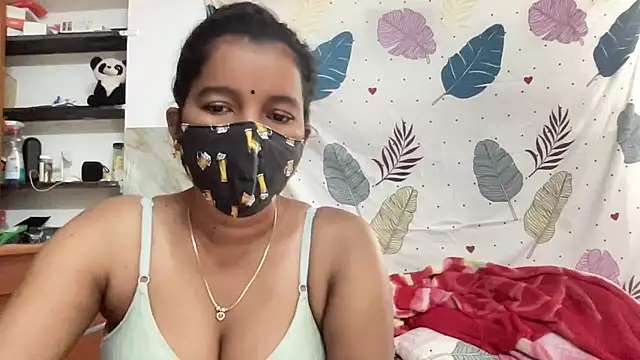 Snapshot of Tamil_Sanjana_ chatting on July 17, 7:04 am Tamil Sanjana online show from July 17, 7:04 am