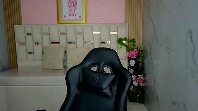 Snapshot of honey_torres_sub chatting on June 16, 1:14 pm honey torres sub online show from June 16, 1:14 pm