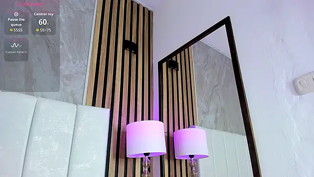 Samantha Good online show from November 23, 10:37 am