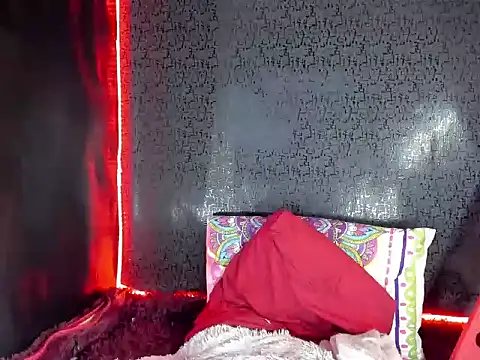 Snapshot of katizaldana chatting on February 26, 3:21 am katizaldana online show from February 26, 3:21 am