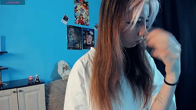 Snapshot of _Mindy_ chatting on January 22, 3:20 am Mindy online show from January 22, 3:20 am