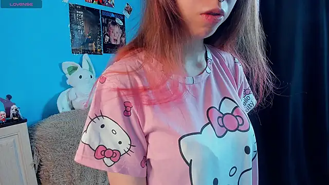 Snapshot of _Mindy_ chatting on March 16, 1:49 am Mindy online show from March 16, 1:49 am