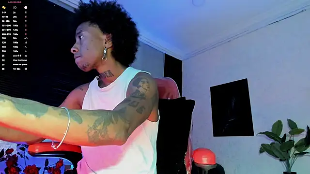 Snapshot of JhonyMiller_ chatting on October 26, 8:04 pm JhonyMiller online show from October 26, 8:04 pm