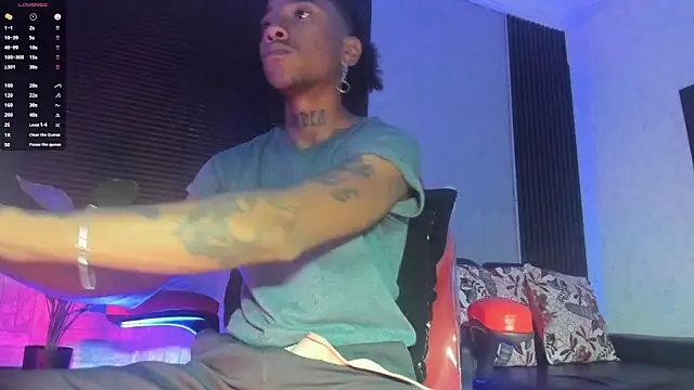 Snapshot of JhonyMiller_ chatting on October 27, 7:51 pm JhonyMiller online show from October 27, 7:51 pm