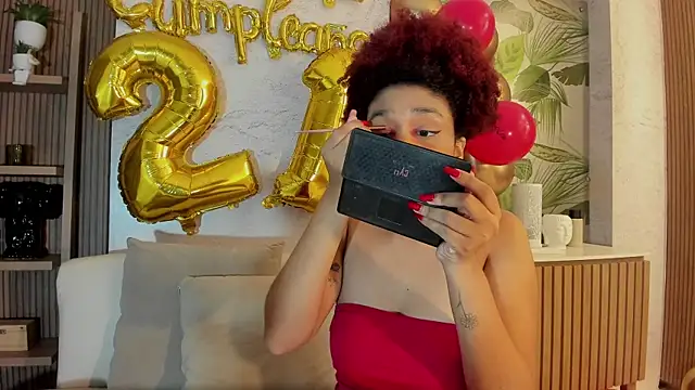 loladupont online show from December 20, 3:24 am