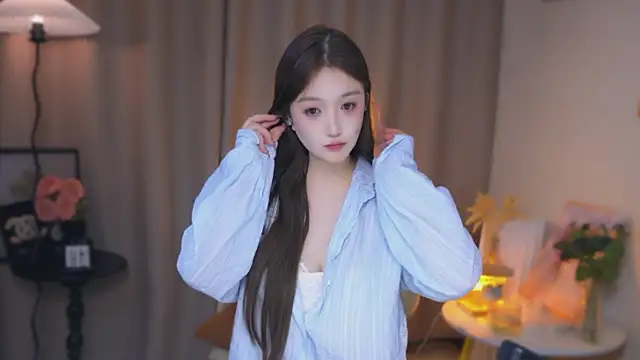 Snapshot of zhdhdbdkx chatting on December 22, 12:50 am zhdhdbdkx online show from December 22, 12:50 am