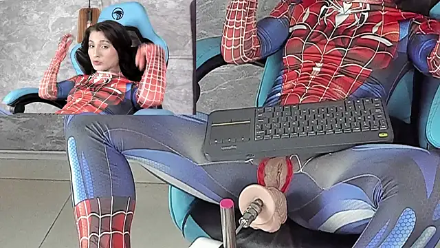 Little lili19 online show from January 24, 9:05 pm