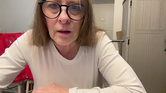 Snapshot of Keywest_Kate chatting on January 7, 1:17 am Keywest Kate online show from January 7, 1:17 am