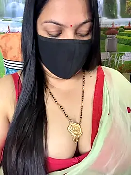 FlatVincy4 online show from October 30, 3:24 pm