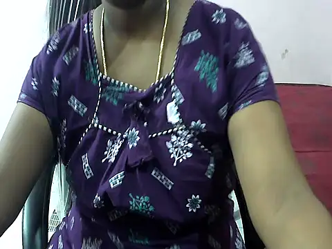 Snapshot of telugu_indhu_0001 chatting on June 3, 4:45 pm telugu indhu 0001 online show from June 3, 4:45 pm