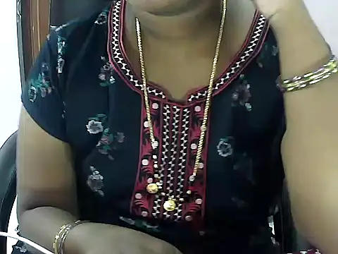 Snapshot of telugu_indhu_0001 chatting on June 10, 6:07 pm telugu indhu 0001 online show from June 10, 6:07 pm