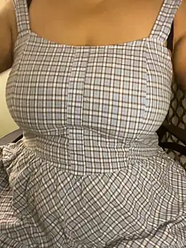 hot menka online show from September 21, 6:04 am