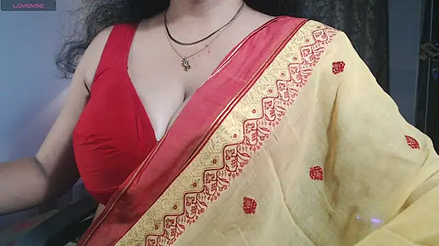 Snapshot of hot_menka chatting on May 26, 5:42 pm hot menka online show from May 26, 5:42 pm