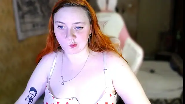 Bitchy Lily online show from November 6, 4:30 pm