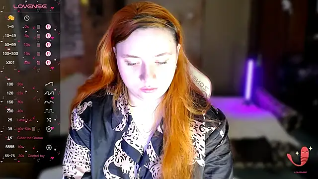 Bitchy Lily online show from November 26, 3:35 pm