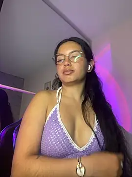 Rosita forever  online show from April 26, 4:54 am