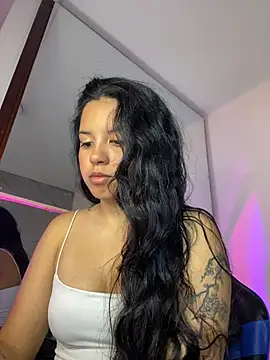 Snapshot of Rosita_forever_ chatting on May 9, 3:28 pm Rosita forever online show from May 9, 3:28 pm