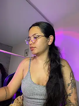 Snapshot of Rosita_forever_ chatting on May 13, 9:17 am Rosita forever online show from May 13, 9:17 am