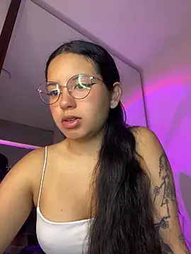 Snapshot of Rosita_forever_ chatting on May 16, 3:00 pm Rosita forever online show from May 16, 3:00 pm