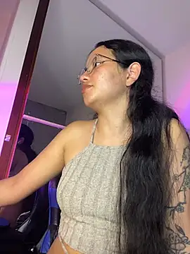Snapshot of Rosita_forever_ chatting on May 26, 2:29 am Rosita forever online show from May 26, 2:29 am