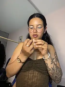 Snapshot of Rosita_forever_ chatting on June 12, 3:49 am Rosita forever online show from June 12, 3:49 am
