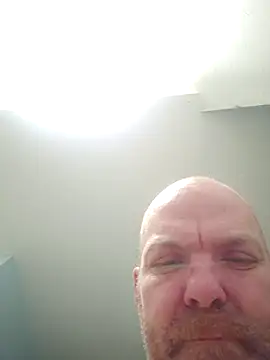 Snapshot of hoodratoui chatting on November 29, 9:56 am hoodratoui online show from November 29, 9:56 am