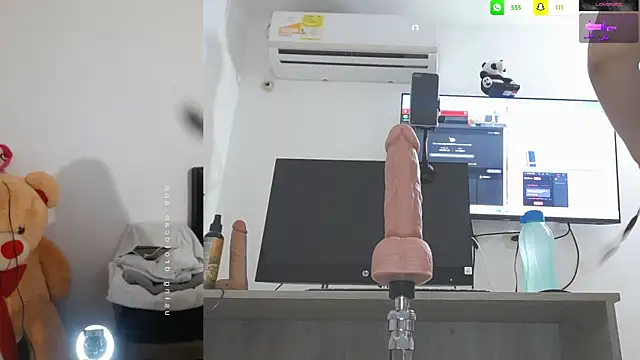 Snapshot of mariana_1_ chatting on March 2, 5:23 am mariana 1 online show from March 2, 5:23 am