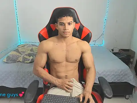 oliver thompsson7 online show from December 4, 1:59 am