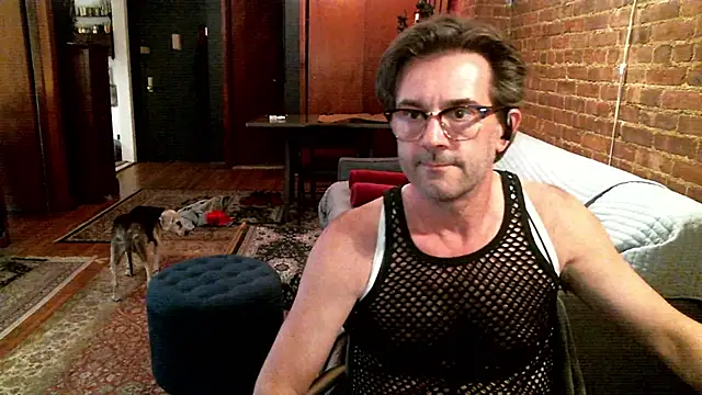 Snapshot of Johnny_Bottoms chatting on May 5, 10:18 pm Johnny Bottoms online show from May 5, 10:18 pm