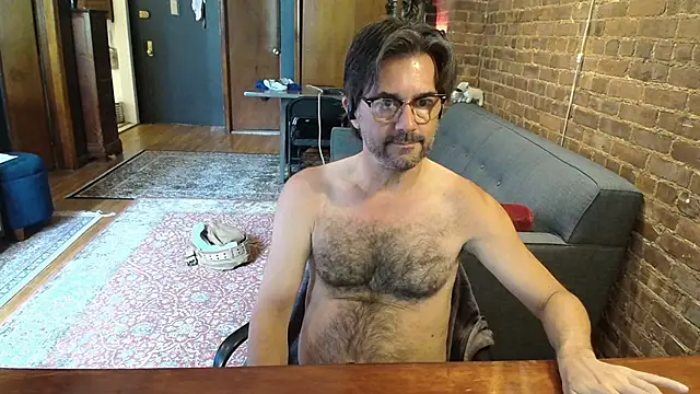 Snapshot of Johnny_Bottoms chatting on June 19, 1:48 pm Johnny Bottoms online show from June 19, 1:48 pm