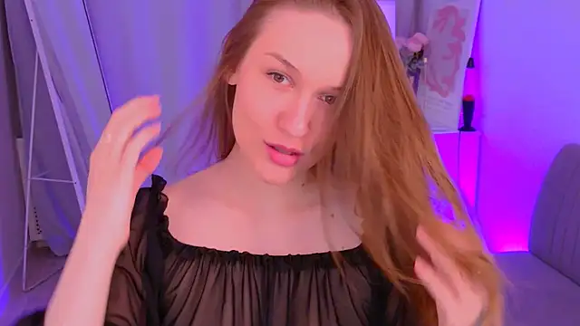 Snapshot of Hina__Derry chatting on April 15, 6:20 am Hina Derry online show from April 15, 6:20 am