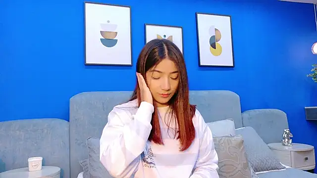 martina roldam online show from February 7, 8:34 pm